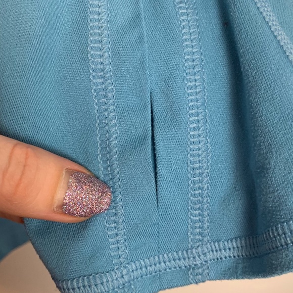 Mountain Hardwear Light Blue Half Zip Jacket - Picture 7 of 7